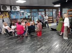 The Gift of Ethos at Poetum Central